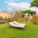 Apartment Alberto Flat - In Front Of The & 20 Min To Venice