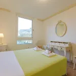 Apartment Alberto Flat - In Front Of The & 20 Min To Venice