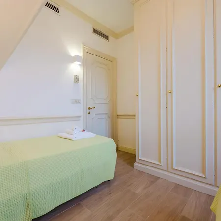 Alberto Flat - In Front Of The & 20 Min To Venice Апартаменты