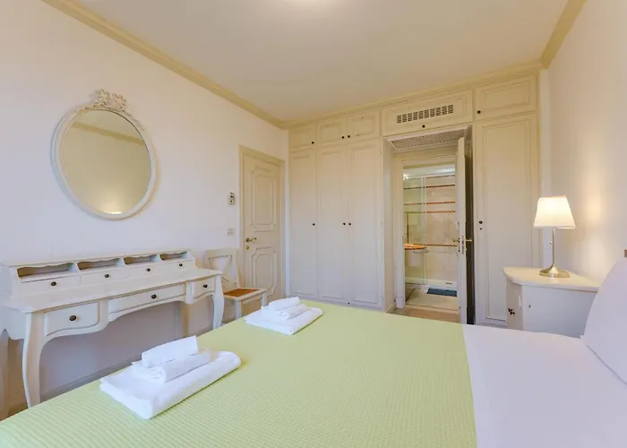 Alberto Flat - In Front Of The & 20 Min To Venice Apartamento